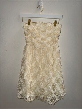 Strapless Lace Floral Cocktail Dress in Cream